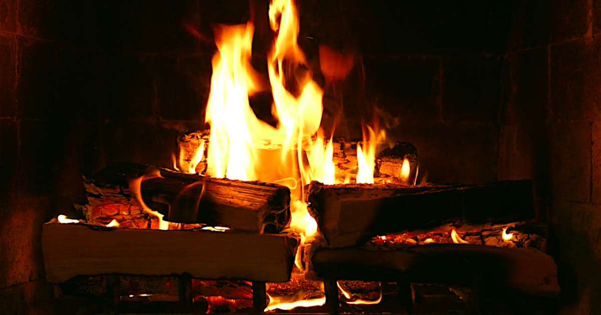 Yule Log Channel On Direct Tv / Yule Log Tv Show Goes 3d ...