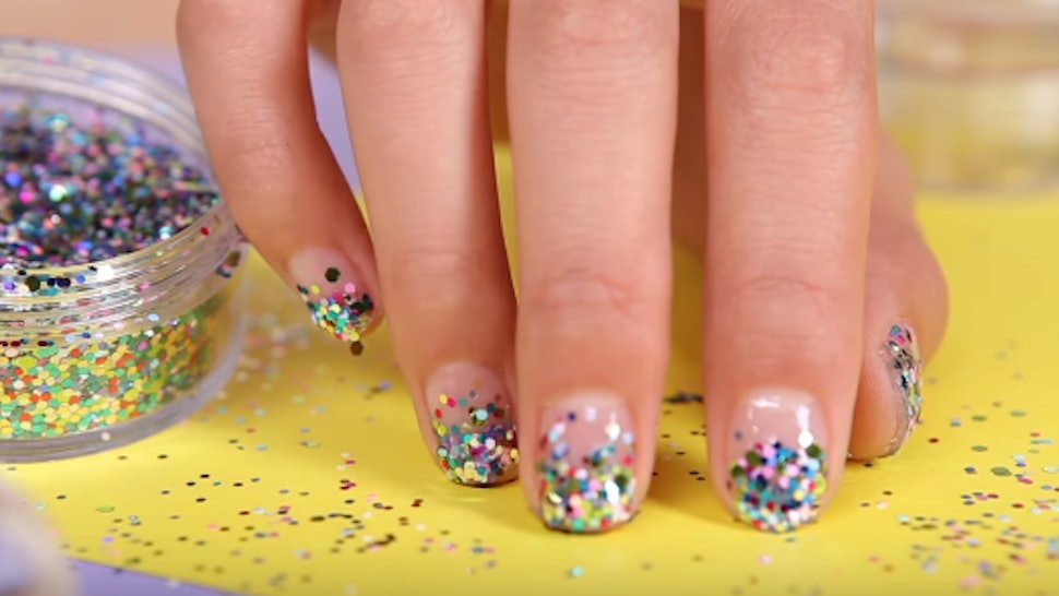 11 Easy New Year's Nail Art Looks You Can Definitely ...