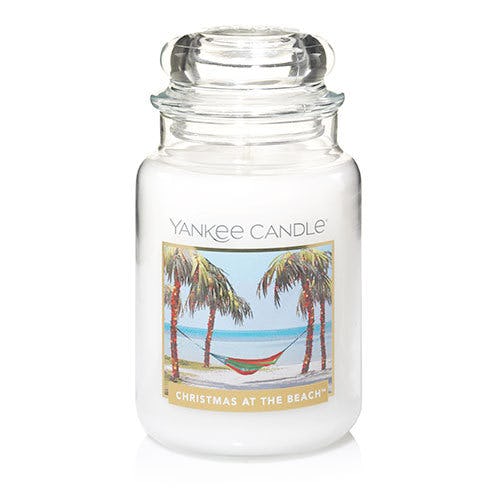 15 Candles That Smell Exactly Like The Holidays