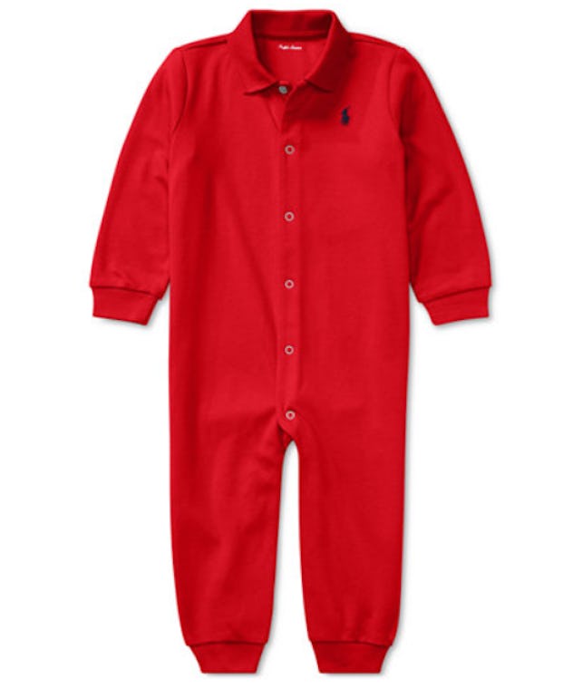 10 Adorable Christmas Outfits That Make Diaper Changing Easy