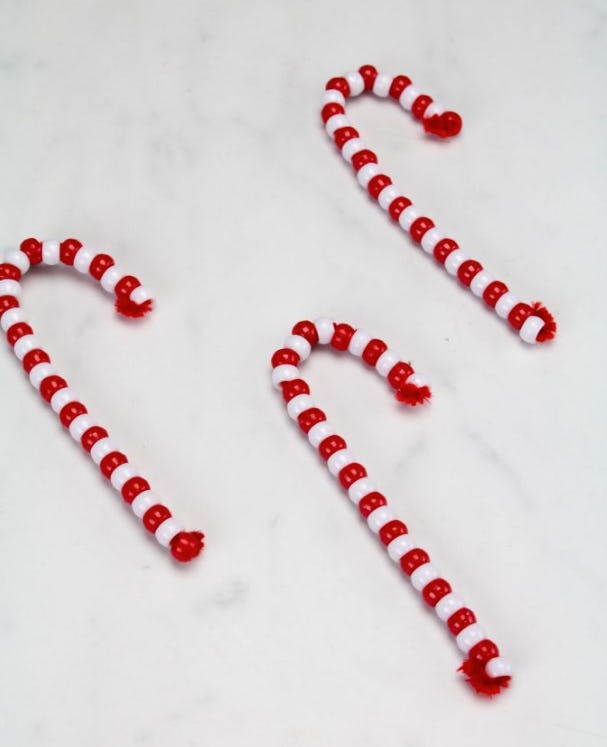 9 Cute KidFriendly DIY Christmas Decorations That You Can Actually Do