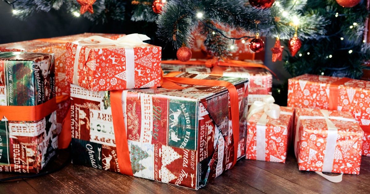 Mom daughter crafts mother mothers give gifts gift diy easy craft minute last step simple cassiesmallwood visit want 15 Last-Minute Gifts For Mom That Are Actually Thoughtful