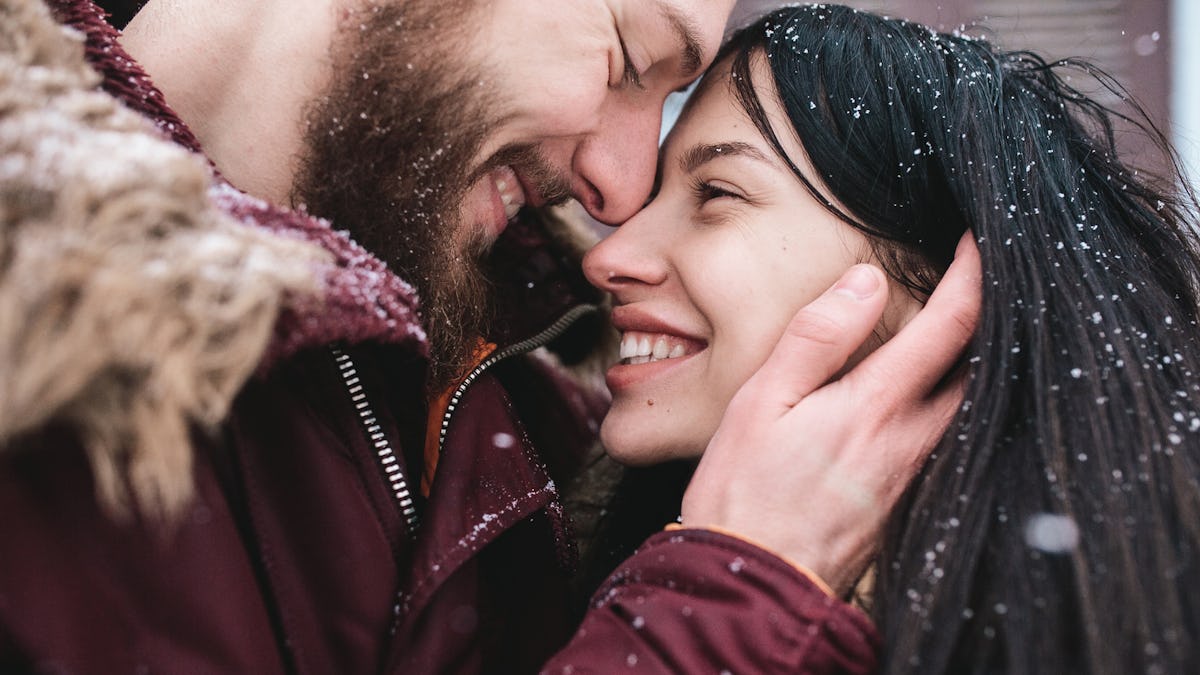 Your Weekend Love Horoscope For December 9-10, 2017