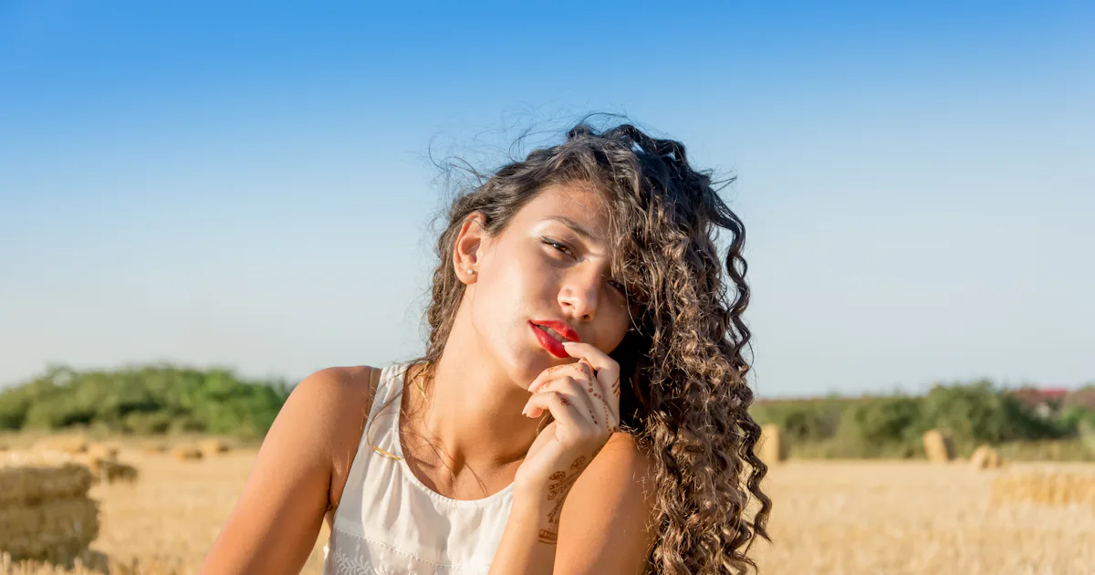 9 Ways To Fake A Sun Kissed Glow According To A Makeup Artist