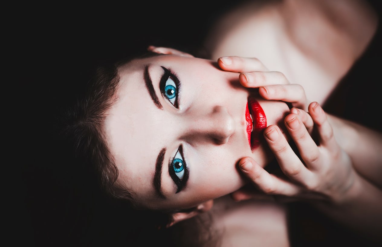 6 Makeup Ingredients To Watch Out For That Can Cause Blindness If Not Used Properly