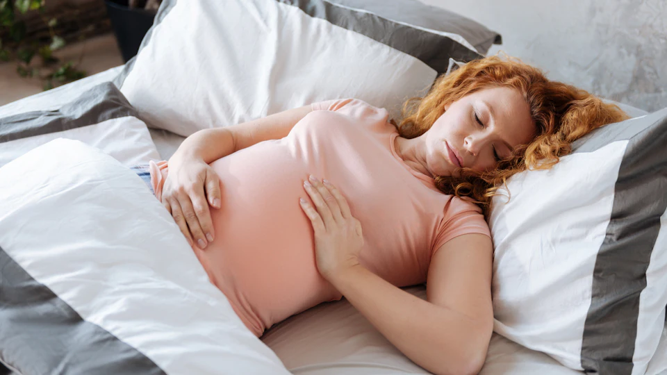 Is It Dangerous To Sleep On Your Back While Pregnant Here S How