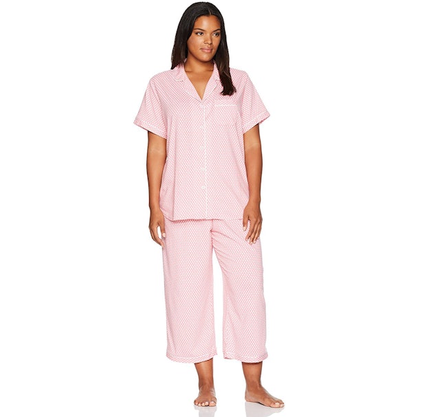 The 16 Best Pajamas To Keep Sweaty Sleepers Cool