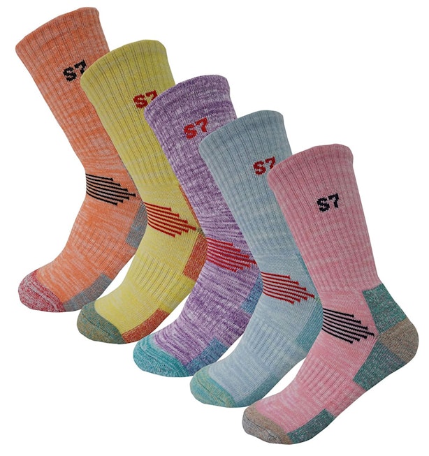 the-9-best-moisture-wicking-socks-for-women-that-keep-your-feet-cool