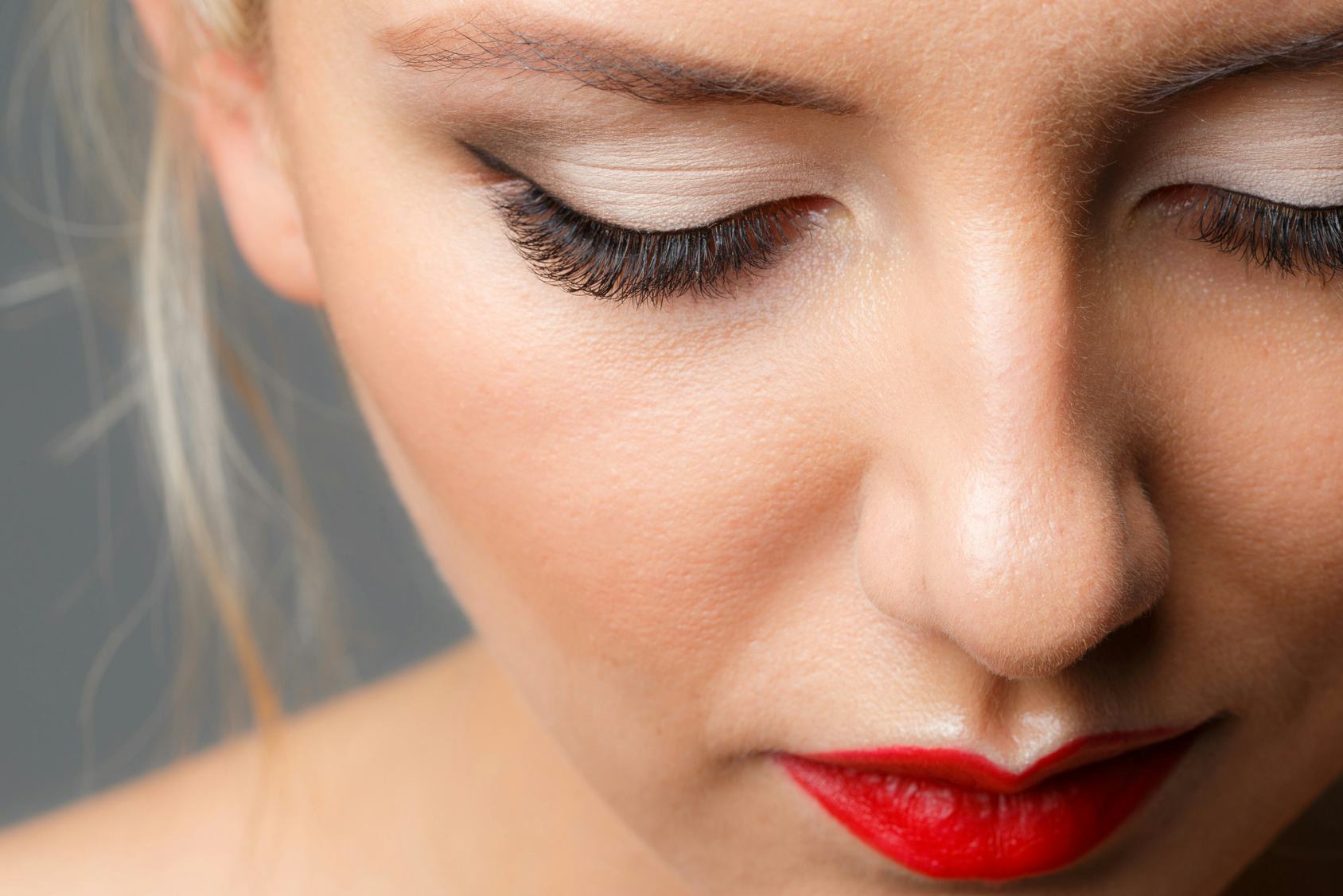 The 10 Best Eye Primers For Oily Lids