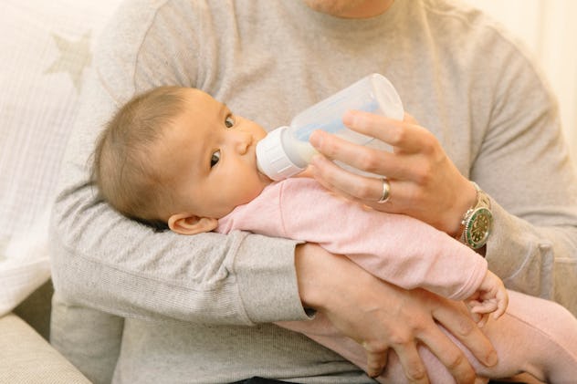 17-real-breastfeeding-questions-on-milk-blisters-pumping-more