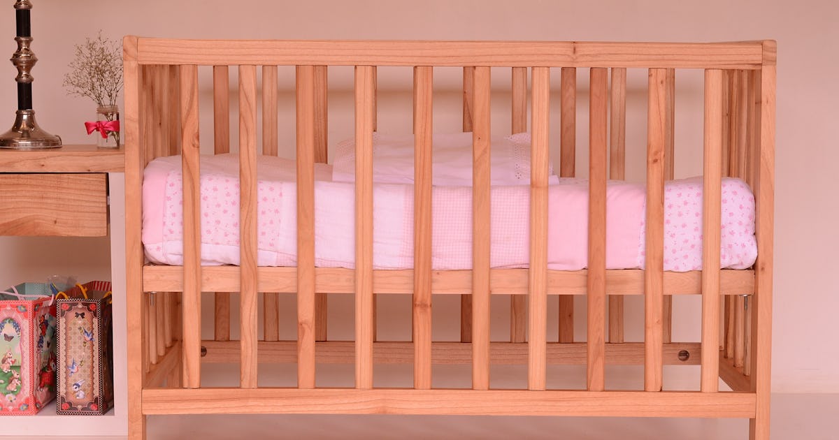 Can My Baby S Leg Get Stuck In The Crib Bars It S A Real Concern Can My Baby S Leg Get Stuck In The Crib Bars It S A Real Concern