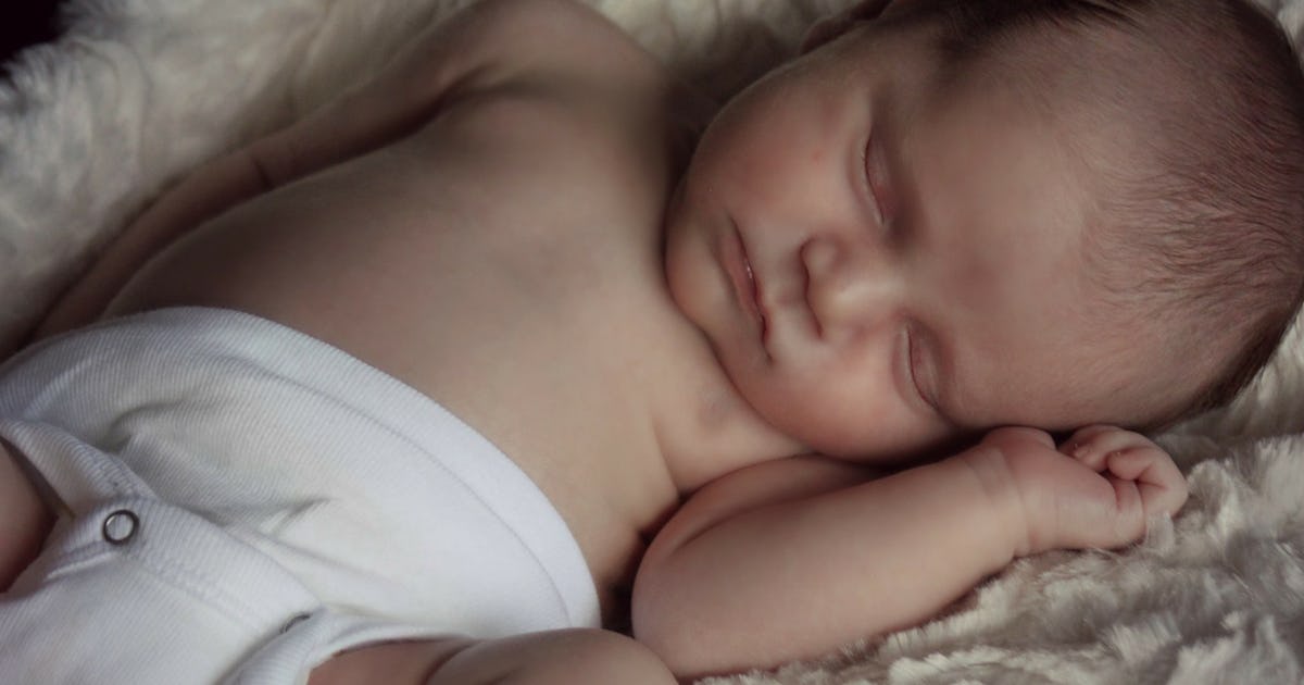 This Mom's Tragic Post About Falling Asleep While Nursing Is A Must-Read This Mom's Tragic Post About Falling Asleep While Nursing Is A Must-Read