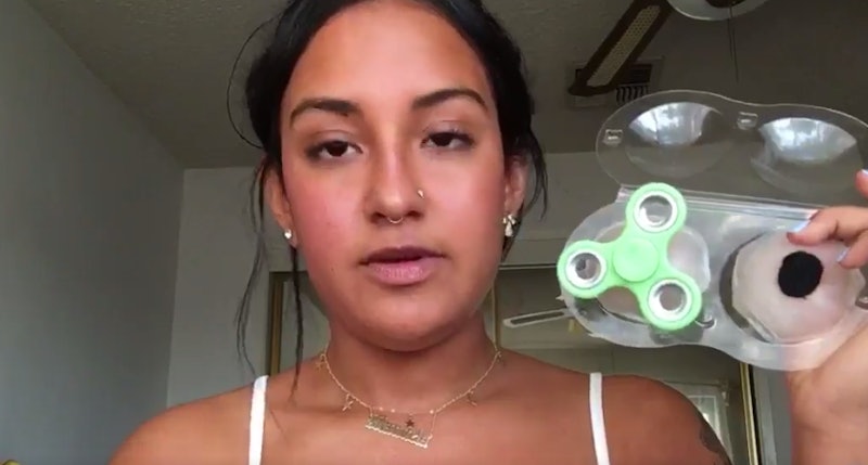 Fidget spinner tits