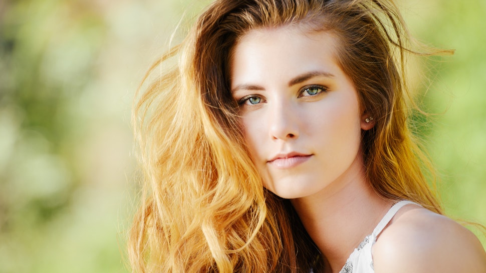 The 7 Best Curling Irons For Big Waves