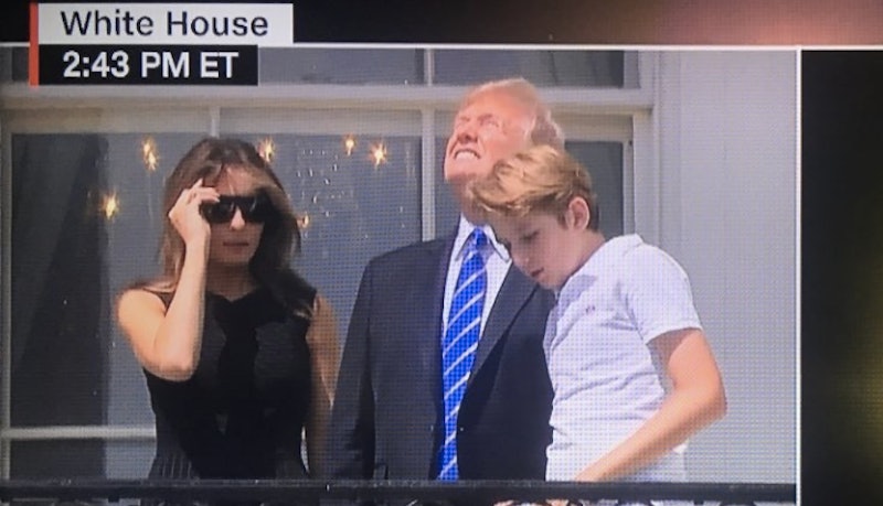 These Memes Jokes About Trump Looking At The Eclipse Without Glasses Are Lit