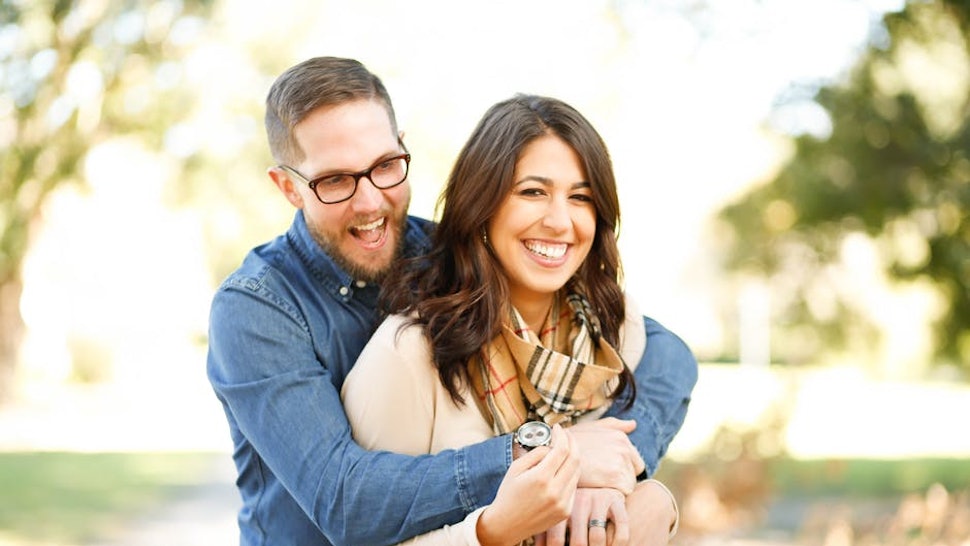15 Little Gestures That Can Help Your Partner Open Up