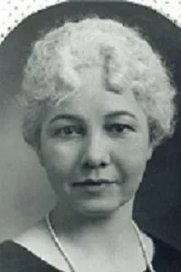 9 Women In Politics Who Never Got Credit For Their Work