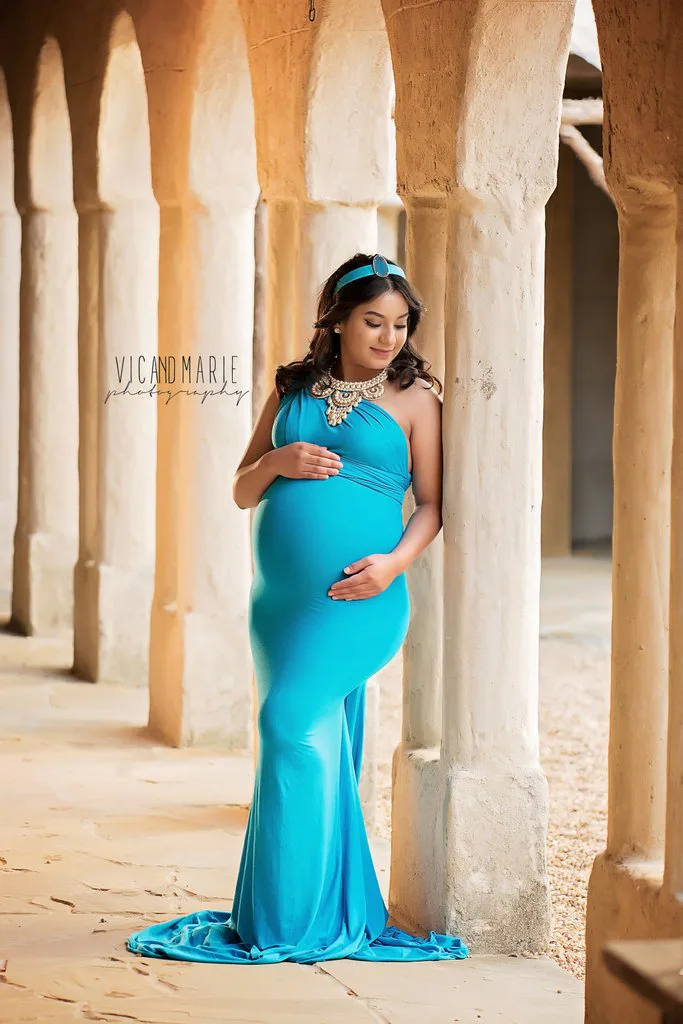 These Pregnant Women Dress Up As Disney Princesses, & The Photos Will Make  Your Dreams Come True