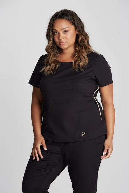 Cute Size Scrubs Are Hard To Find, But Jaanuu's Curve Line Could Be The Answer
