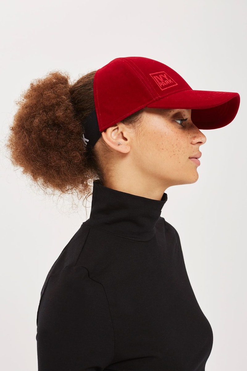 Beyoncé's Latest Ivy Park Hat Was Made With Curly Hair In Mind & Fans Are  Loving It