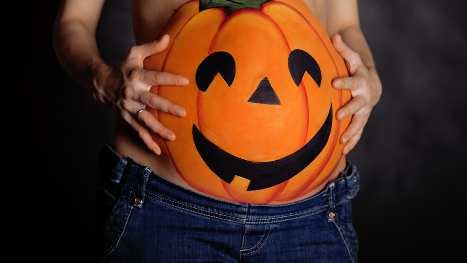Is Costume Makeup Safe On Your Baby Bump An Expert Explains What