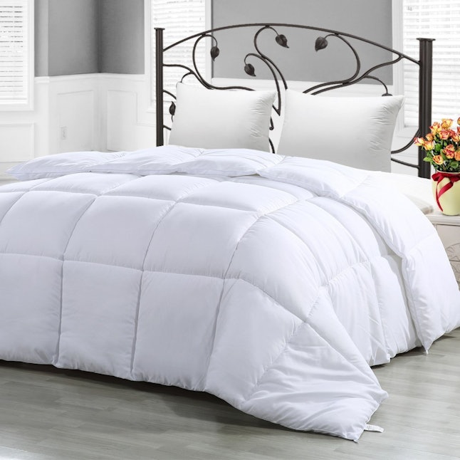 The 6 Best Comforters For Allergies 1this Hypoallergenic Comforter That Is Super Popular On