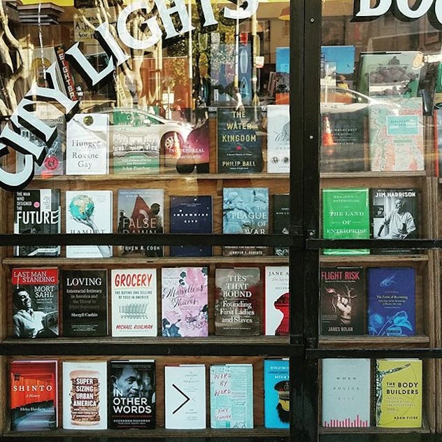 20 Bookstore Instagram Accounts Every Book-Lover Needs On Their Feed ASAP