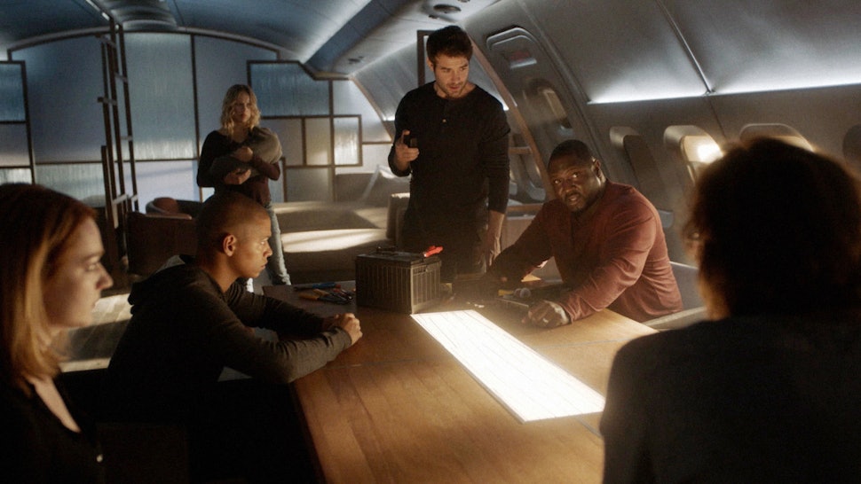 Will Zoo Return For Season 4 The Hybrids Are Still On The Loose