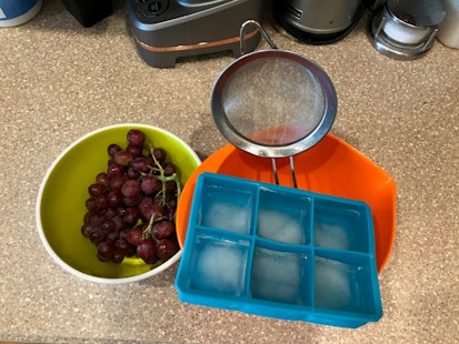 Grape Peeling: Easy and Quick Tips for Peeling Grapes 