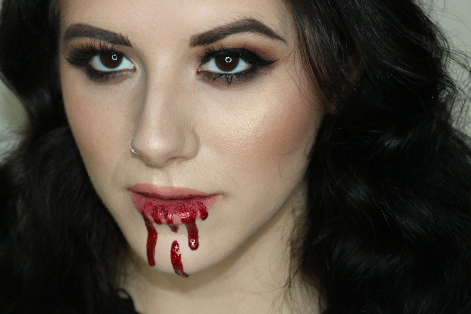  Womens Fake Blood Splatter Halloween Costume DIY Red