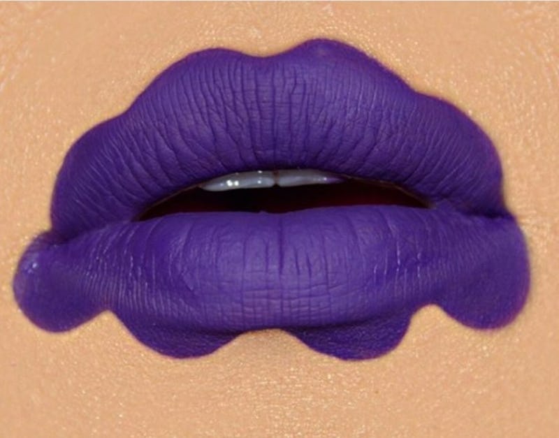 purple wavy lips