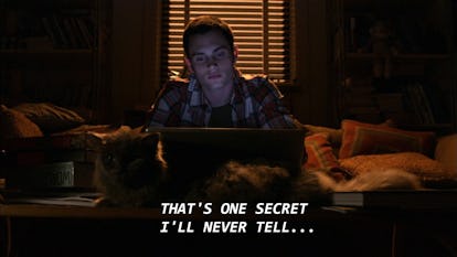 18 Clues That Prove Gossip Girl S True Identity From The Show S Premiere Episode 18 Clues That Prove Gossip Girl S True Identity From The Show S Premiere Episode
