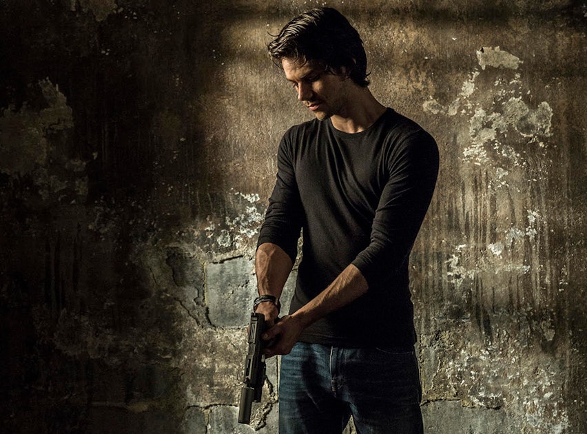 Back from the brink, 'American Assassin's' Dylan O'Brien is ready to prove  he's an action hero - Los Angeles Times