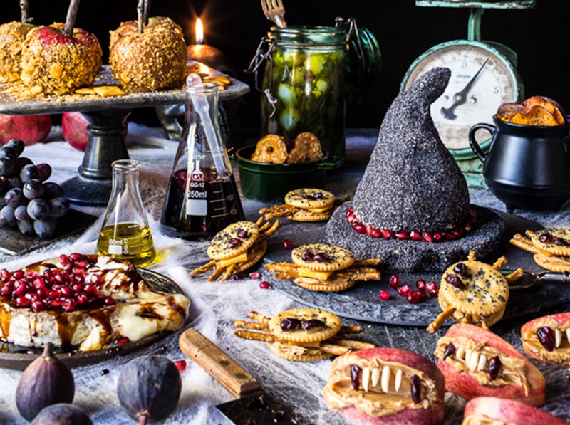 20 Spooky Halloween Snack Recipes You Ll Want To Eat All Autumn Long