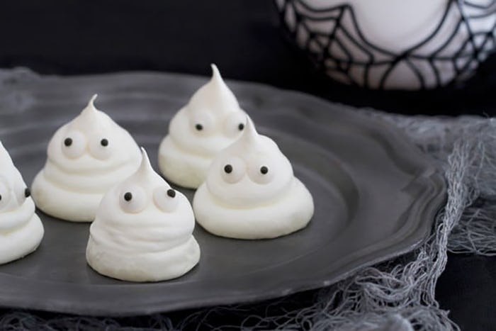 20 Spooky Halloween Snack Recipes You'll Want To Eat All Autumn Long
