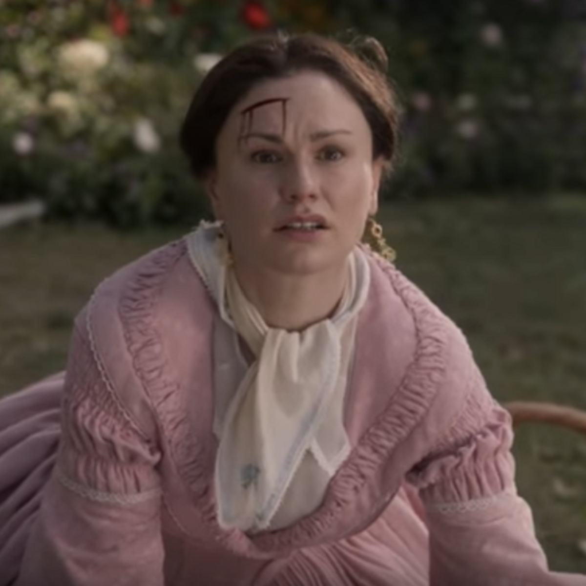 The 'Alias Grace' Trailer May Help Fill The Chilling Void Until 'Handmaid's Tale' Returns — VIDEO
