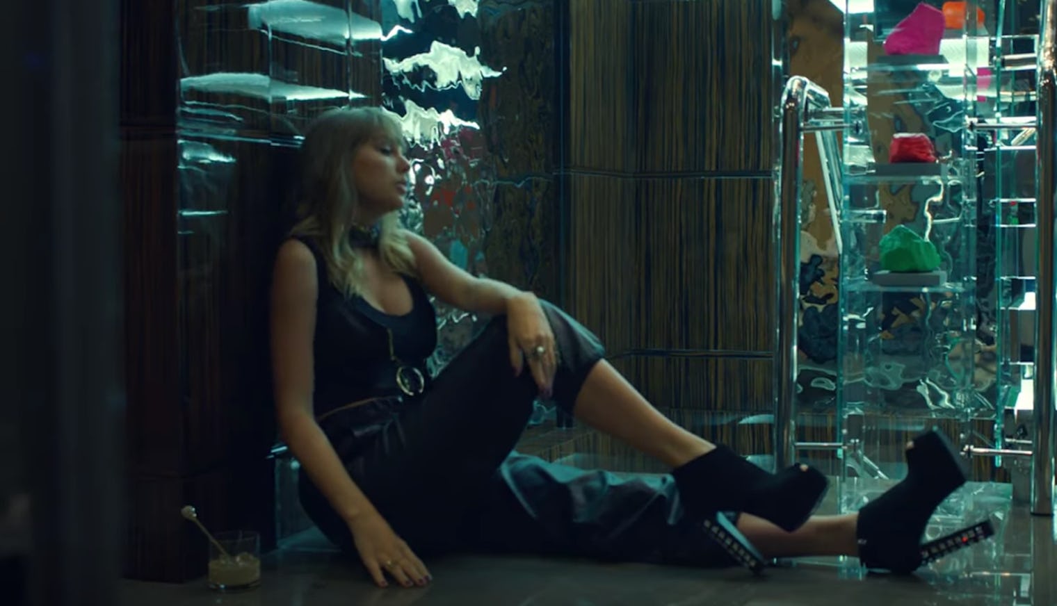 All Taylor Swift's Looks In The "End Game" Video Prove The "New Taylor