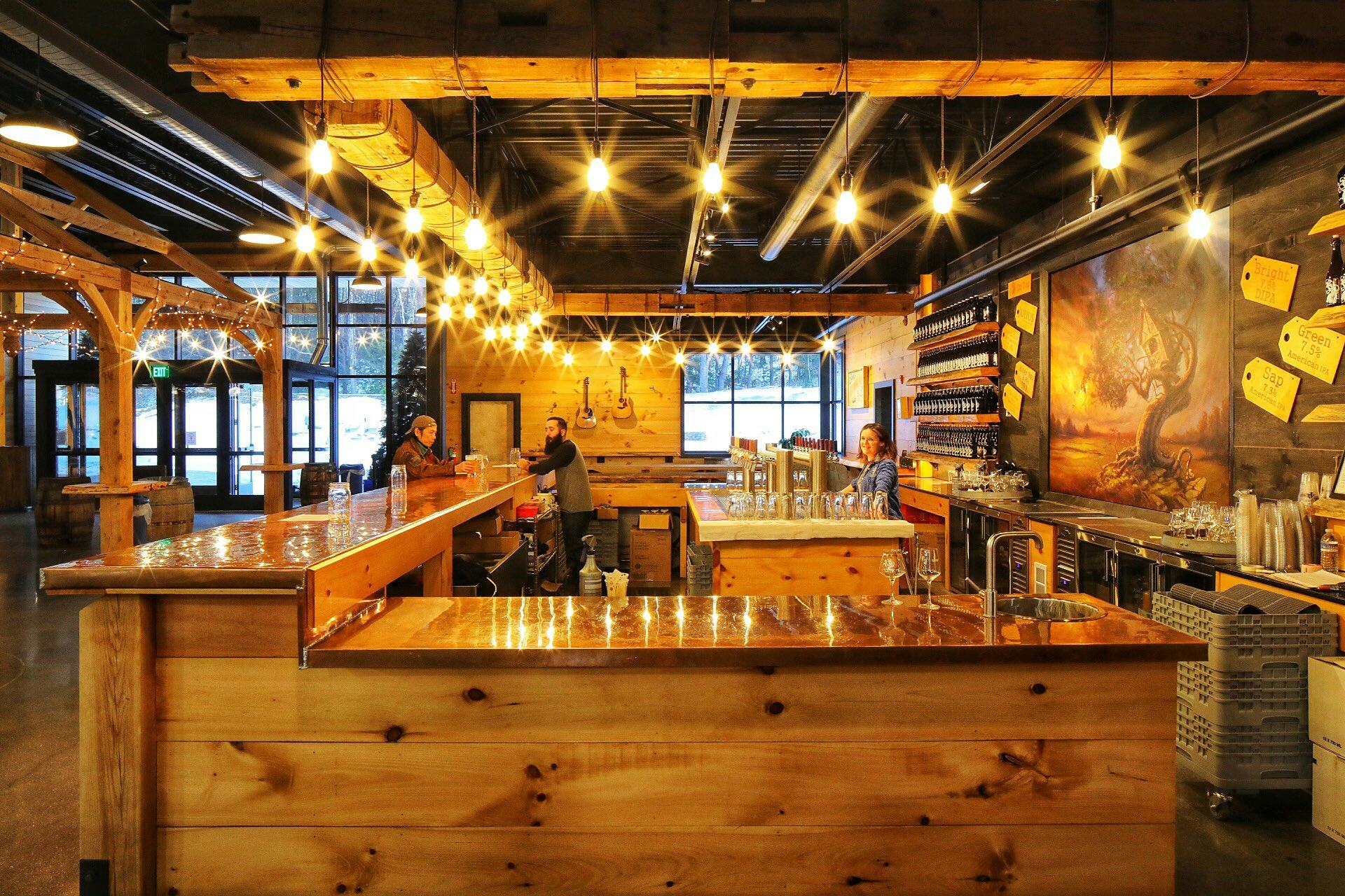 8 Best Breweries In The World To Visit If You're Cold & Bored AF