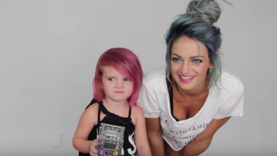 People Are Shaming This Mom For Dyeing Her Kids Hair The