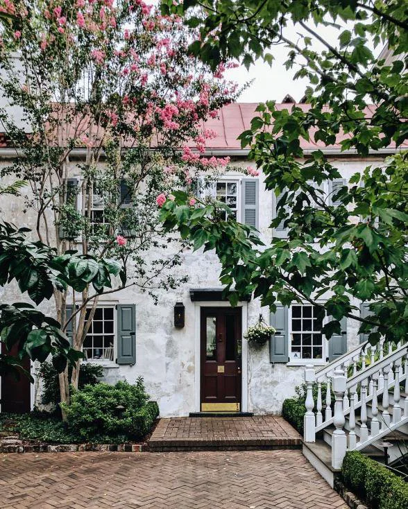 7 Unconventional Spring Break Ideas That Are Too Sweet To Pass Up