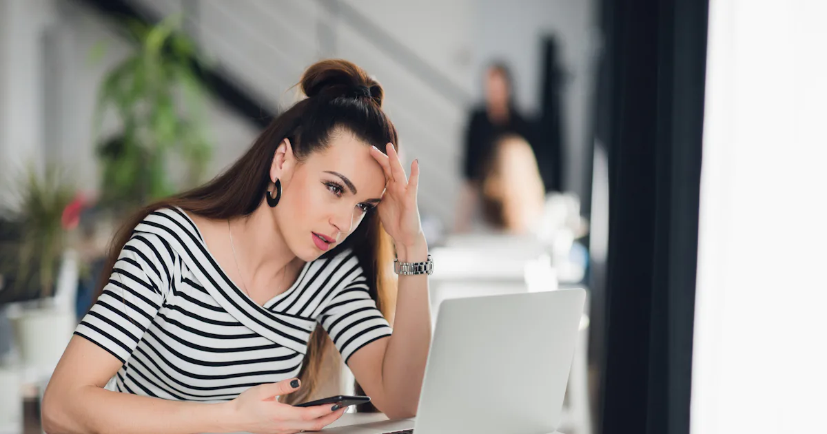 These 11 Problems At Work May Mean It's Time For A New Job