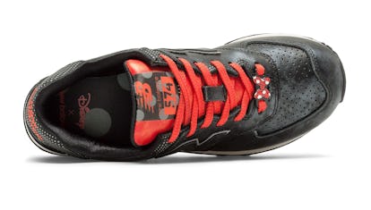 Cruz sport sales disney new balance