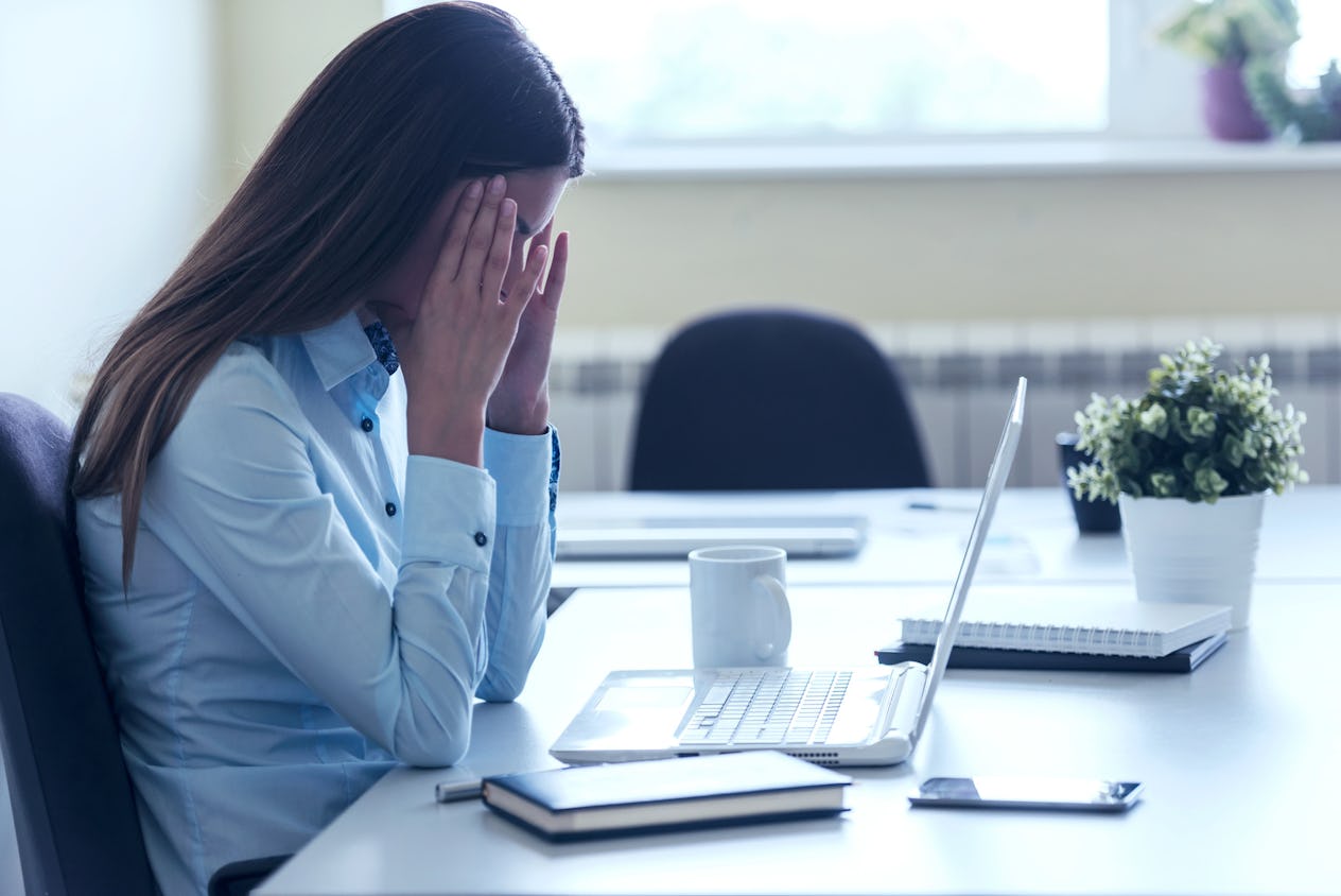 These 11 Problems At Work May Mean It's Time For A New Job