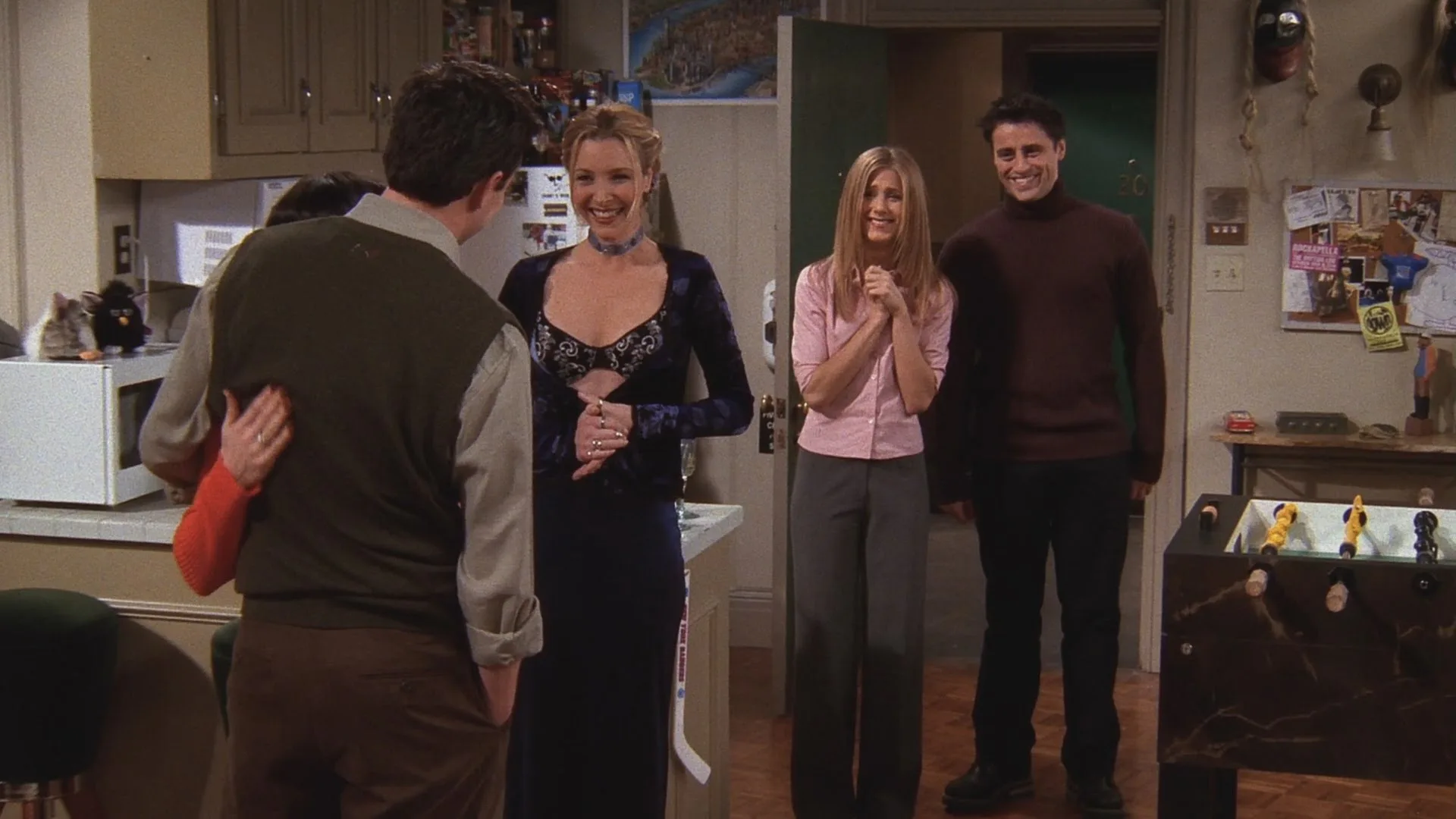 7 Most Embarrassing Moments On 'Friends' That Are Relatable AF