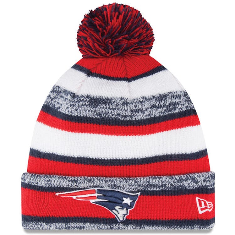 Mens New England Patriots New Era Red On-Field Sport Sideline Cuffed Knit Hat