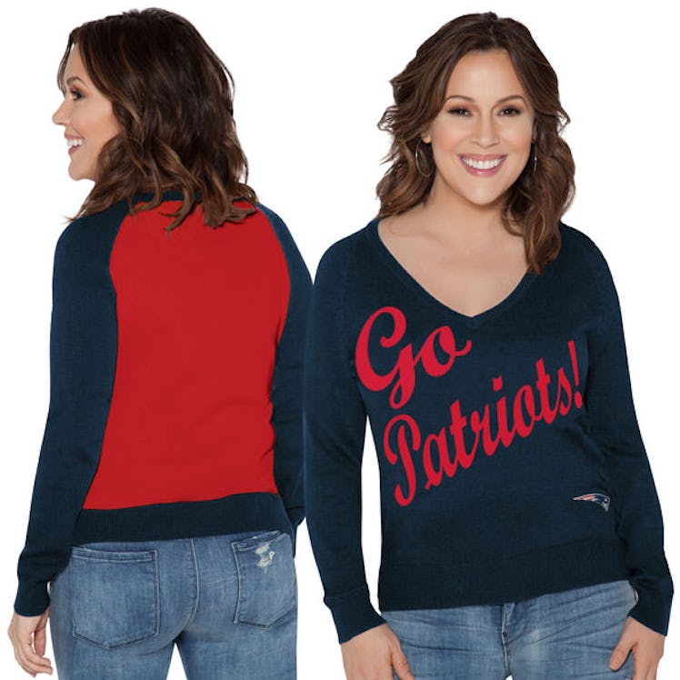 New England Patriots Touch by Alyssa Milano Women's Plus Size MVP V-Neck Pullover Sweater