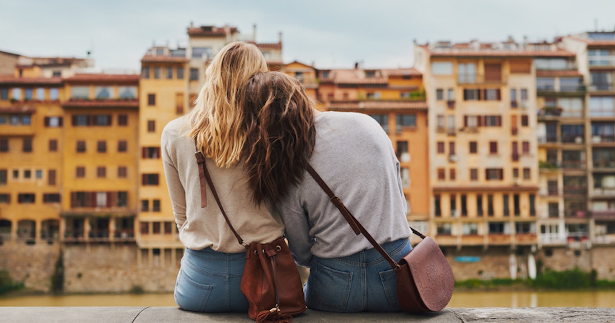 7 Signs Your Best Friend Is Like A Sister, Even If You're Not ...