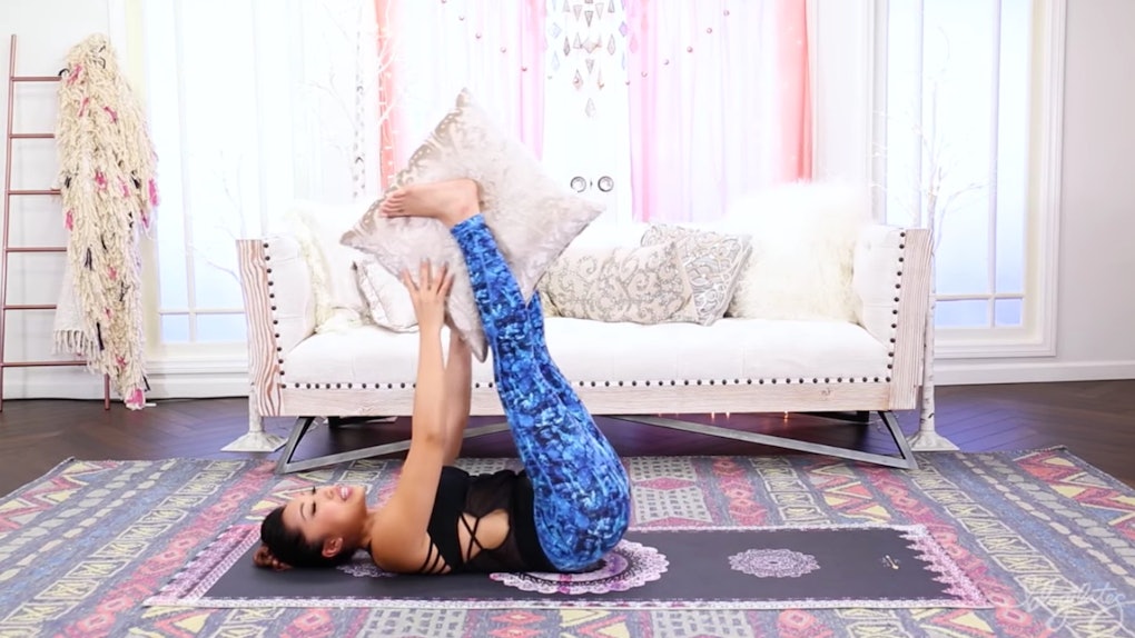 Cassey Ho S Pillow Ab Workout Is The Lazy Routine You Ve Cassey Ho S Pillow Ab Workout Is The Lazy Routine You Ve