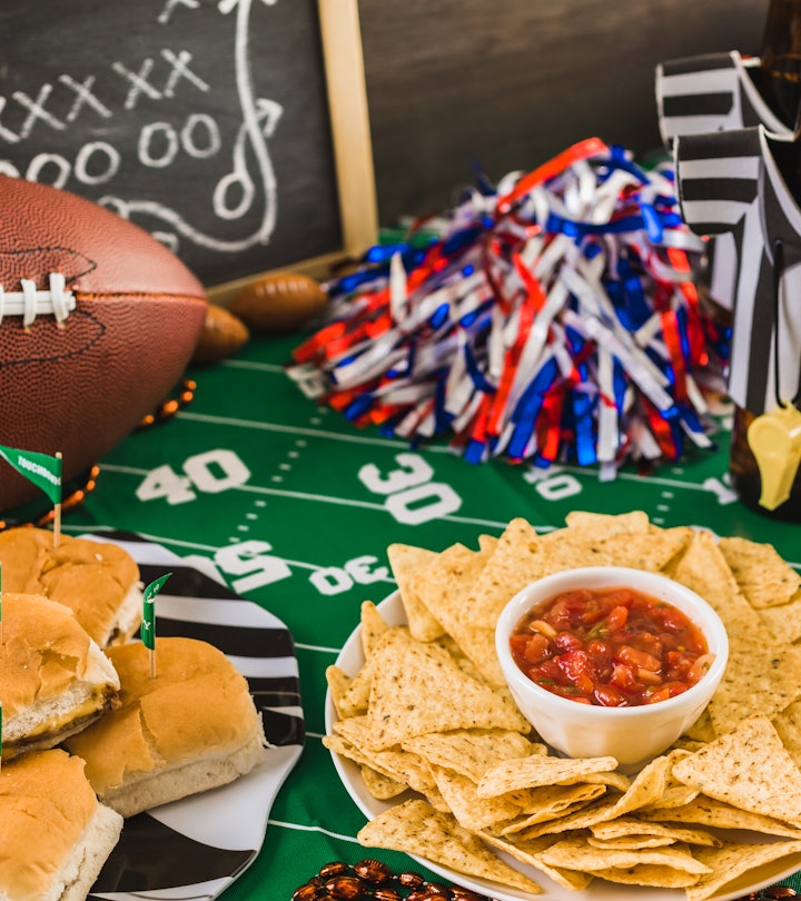 Use these Super Bowl party ideas to throw a fun bash.