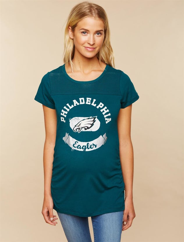 7 Great Maternity Outfits For Eagles Fans, Because Your Time Is Now